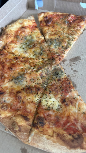 Comentarii opinii despre Stone's Pizza Kebab & Grill og Manakish Viby