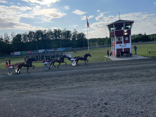 Cafe Travbanen - Aakirkeby