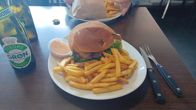 Jerry's Restaurant & Teria - Gastronomi og hotelvirksomhed