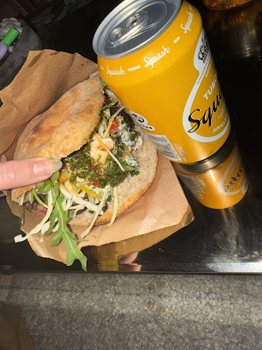 Falafel Factory - Gastronomi og hotelvirksomhed