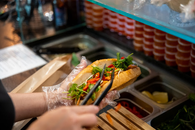 Me - Mother's Street Food