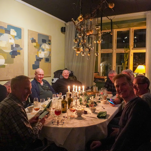 Comentarii opinii despre Boulevarden129