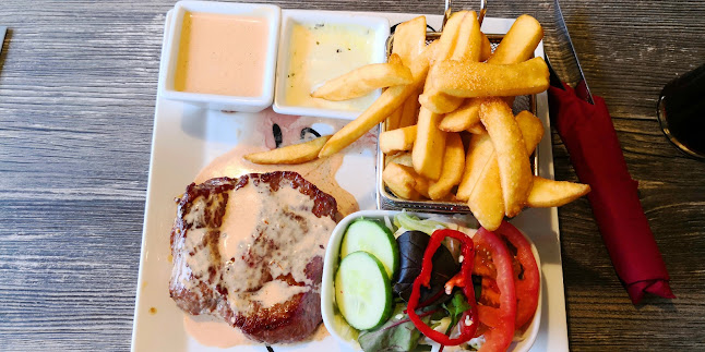 Opinii despre Fjerritslev Pizza & Kebabhouse I/S în Fjerritslev - Gastronomi og hotelvirksomhed