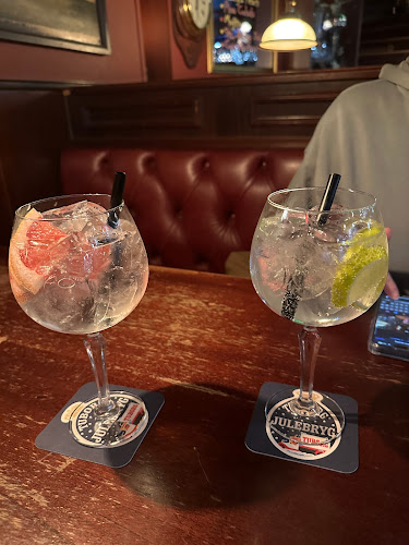 Big Ben Old English Pub - Gastronomi og hotelvirksomhed