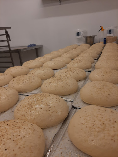 Comentarii opinii despre Re Di Bread Factory