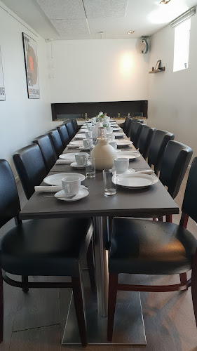 Comentarii opinii despre Cafe Jenners