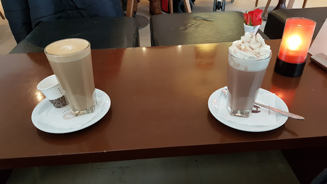 Opinii despre Mojoe Kitchen & Bar în København - Gastronomi og hotelvirksomhed