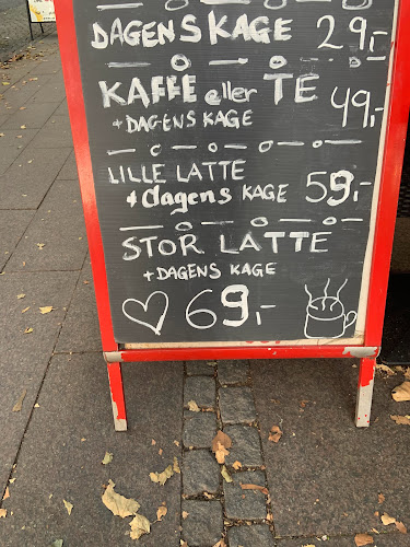Opinii despre Cafe Amalie Lyngby în Kongens Lyngby - Gastronomi og hotelvirksomhed