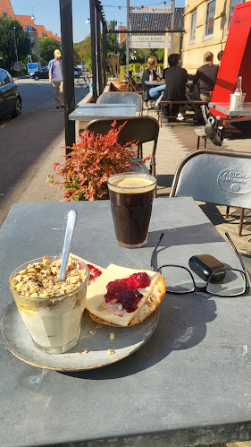 Riccos Kaffe - Gastronomi og hotelvirksomhed