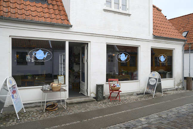 Café T - Gastronomi og hotelvirksomhed