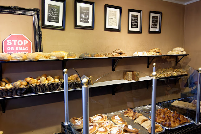 Opinii despre Sankt Peters Cafe în København - Gastronomi og hotelvirksomhed