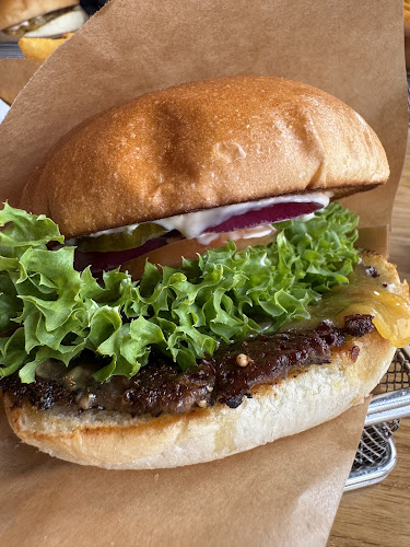 Burger Time - Gastronomi og hotelvirksomhed