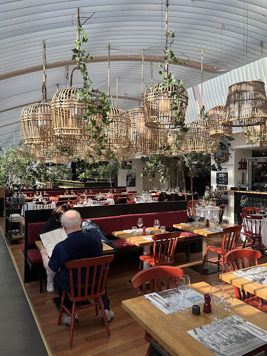 Rossopomodoro - Gastronomi og hotelvirksomhed