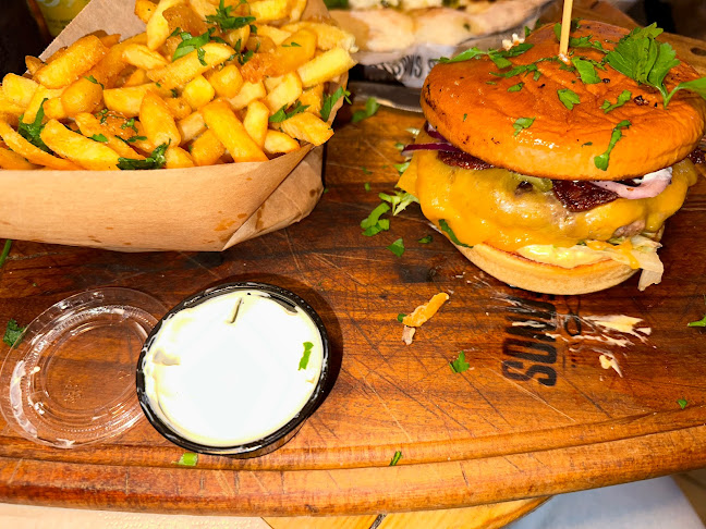 Comentarii opinii despre Stefanos Pizzabar