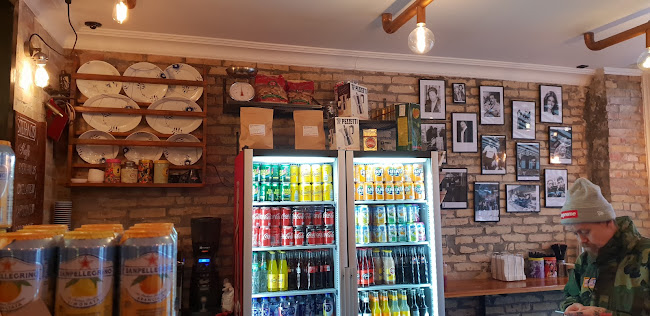 Opinii despre Stefanos Pizzabar în København - Gastronomi og hotelvirksomhed