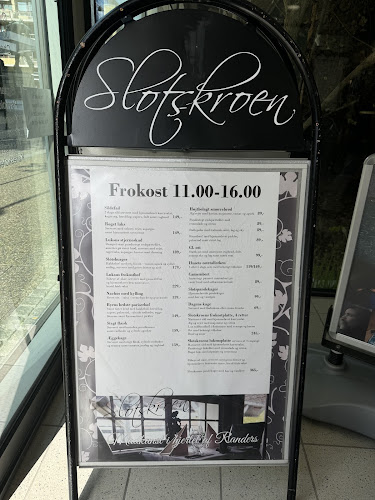 Slotskroen - Gastronomi og hotelvirksomhed