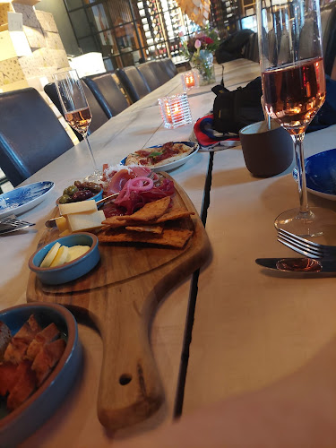 Comentarii opinii despre Vinuniverset - Norhvin