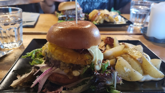 Opinii despre Cafe Farø Vad Æbleplantage în Vordingborg - Gastronomi og hotelvirksomhed