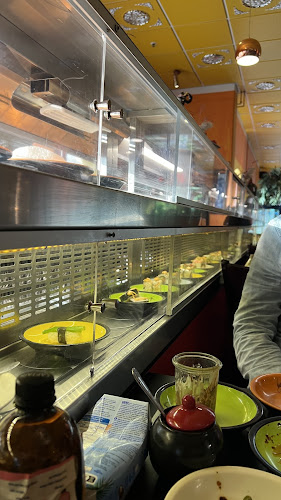 Comentarii opinii despre Oriental Barbecue House og Running Sushi