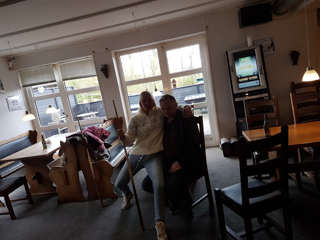 Comentarii opinii despre Soldaten - Værtshus, Live Musik & Billard