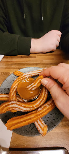 Comentarii opinii despre Churros cafėen