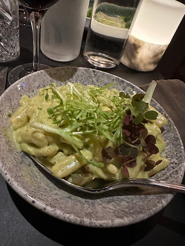 Comentarii opinii despre Basso