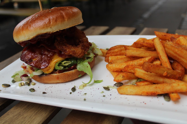 Opinii despre Liban Cuisine în København - Gastronomi og hotelvirksomhed