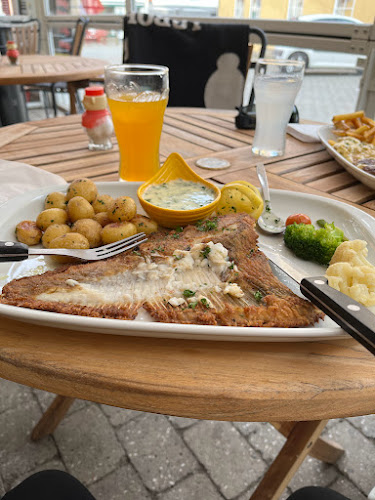 Opinii despre Lønstrup Iscafé în Hjørring - Gastronomi og hotelvirksomhed