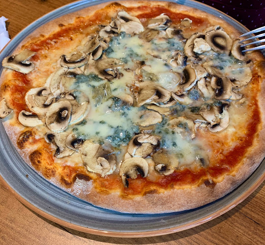 Opinii despre Gørlev Pizza og Kebabhouse în Gørlev - Gastronomi og hotelvirksomhed