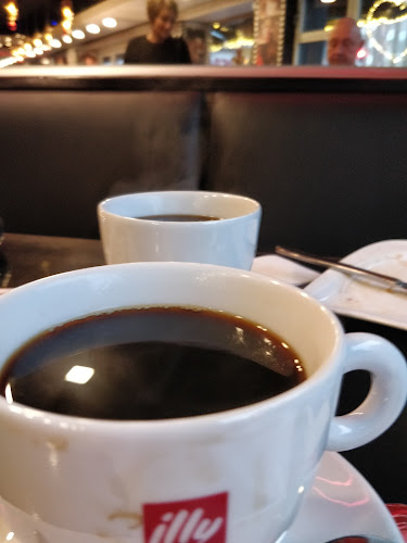 Opinii despre Friends Bar & Kitchen în Aalborg - Gastronomi og hotelvirksomhed