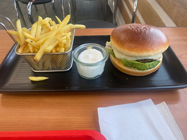 Opinii despre Monarch Nyborg în Nyborg - Gastronomi og hotelvirksomhed