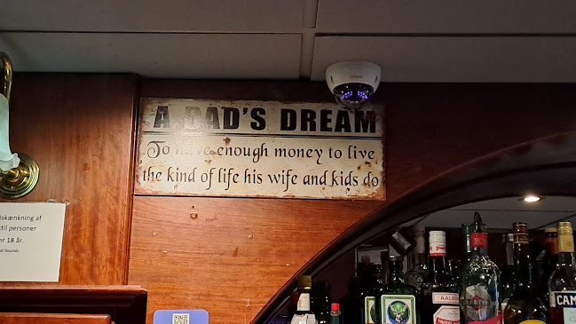 Fox and Hounds - Gastronomi og hotelvirksomhed