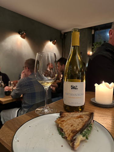 Opinii despre Trianglen 7 în København - Gastronomi og hotelvirksomhed