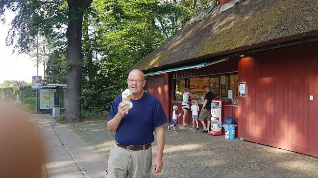 Skovkiosken/Hunderupskoven/ Læssøegade/Orla Mink