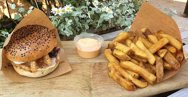 Opinii despre Social Grill Birkerød (Birkegrillen) în Birkerød - Gastronomi og hotelvirksomhed