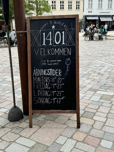 1401 - Tapas & Burgers