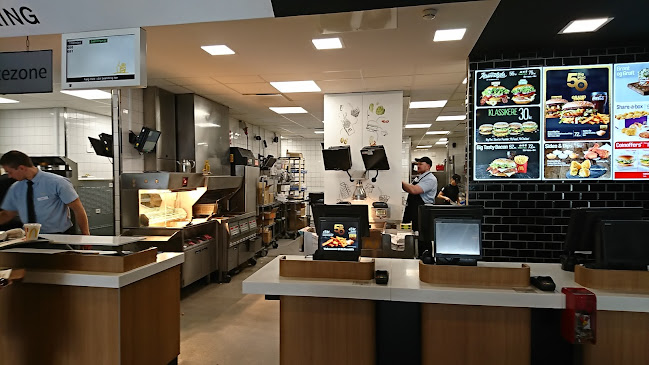 Opinii despre McDonald's Nytorv Aalborg în Aalborg - Gastronomi og hotelvirksomhed