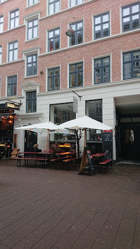 Under Træet - Gastronomi og hotelvirksomhed