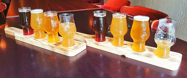 Comentarii opinii despre Sir Club