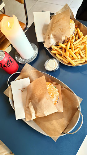 Homeburger Østerbro - Gastronomi og hotelvirksomhed