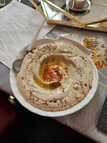 Comentarii opinii despre Mad Magi