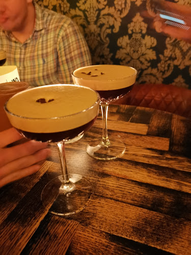 El Mundo - Gastronomi og hotelvirksomhed