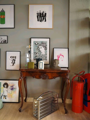 Comentarii opinii despre Roger K