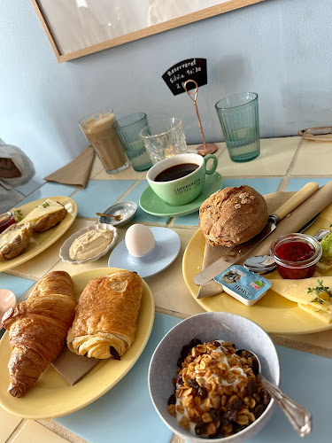Opinii despre Cafe Claire Østerbro în København - Gastronomi og hotelvirksomhed