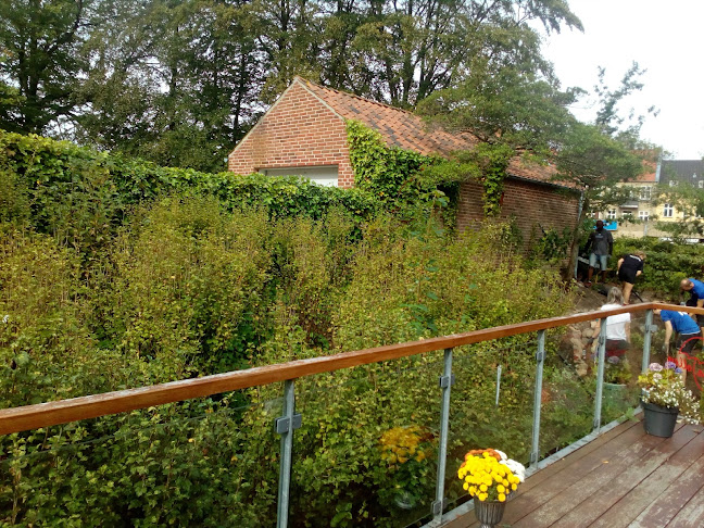 Cafe Parasollen - Gastronomi og hotelvirksomhed