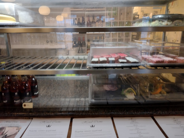 Comentarii opinii despre Hotel Crone