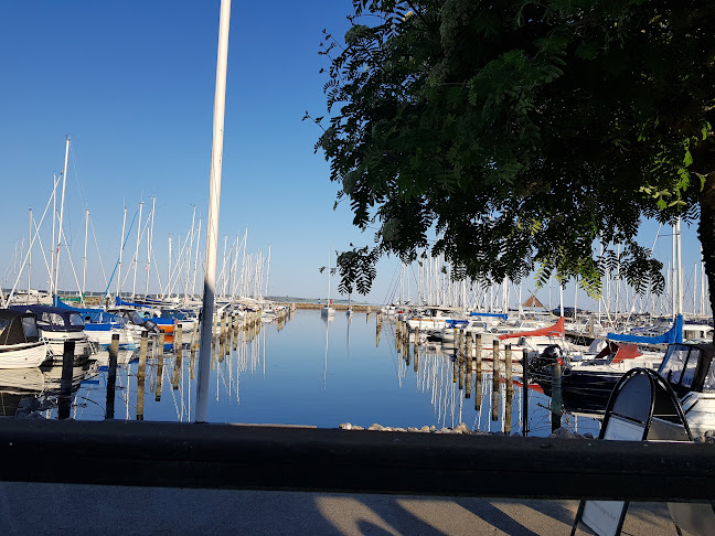 Opinii despre Restaurant Egå Marina în Egå - Gastronomi og hotelvirksomhed
