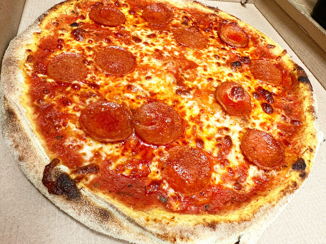 Opinii despre Mo's Pizza în København - Gastronomi og hotelvirksomhed