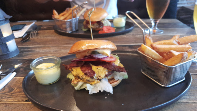 Esbjerg Pizzeria & Restaurant - Gastronomi og hotelvirksomhed