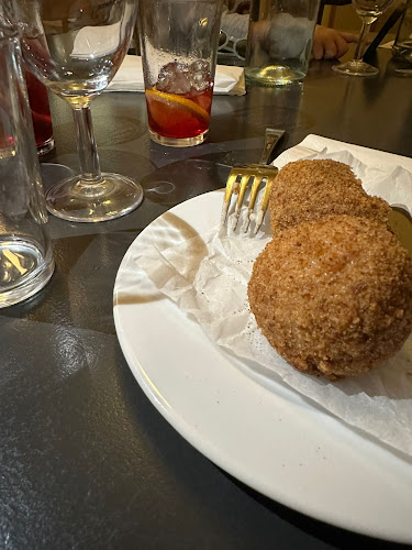 Casamadre - Gastronomi og hotelvirksomhed